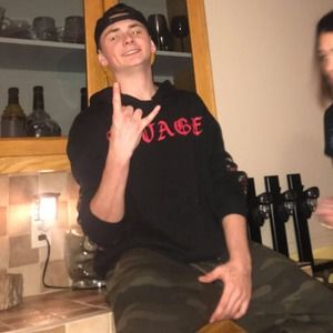 Meet your Posher, Gab